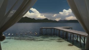 Океанское окно — Тропический вид на море — Успокаивающие звуки плещущихся волн.