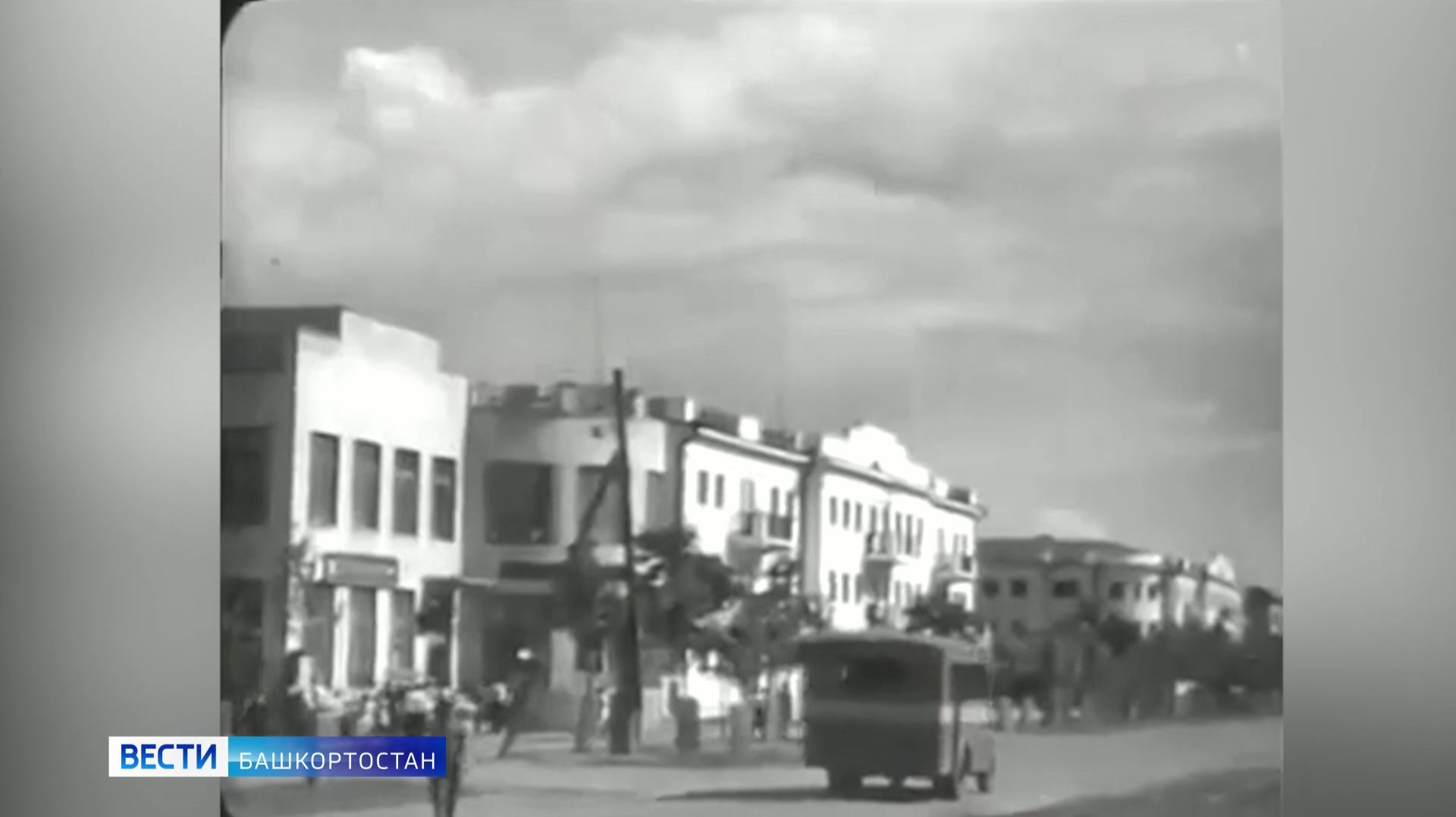 В Уфе торжественно открыли памятник Маргарите Куприяновой смотреть онлайн