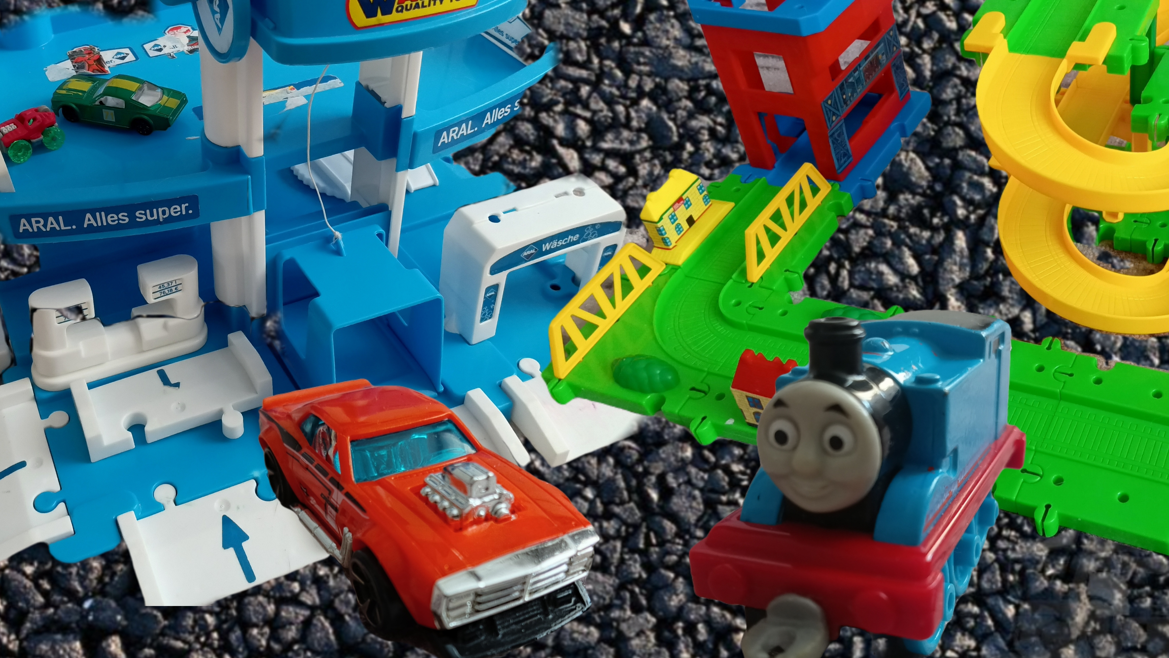 обзор на два набора с поездами и машинами👍🤯