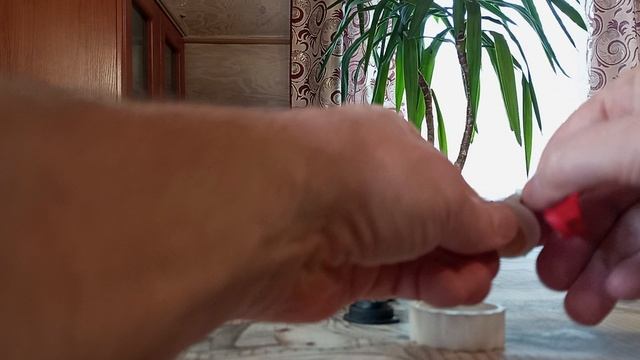 Боковой клапан подачи воды в бачок унитаза Алка Пласт.