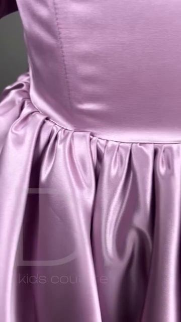 Роскошное детсткое платье из атласа смотреть онлайн