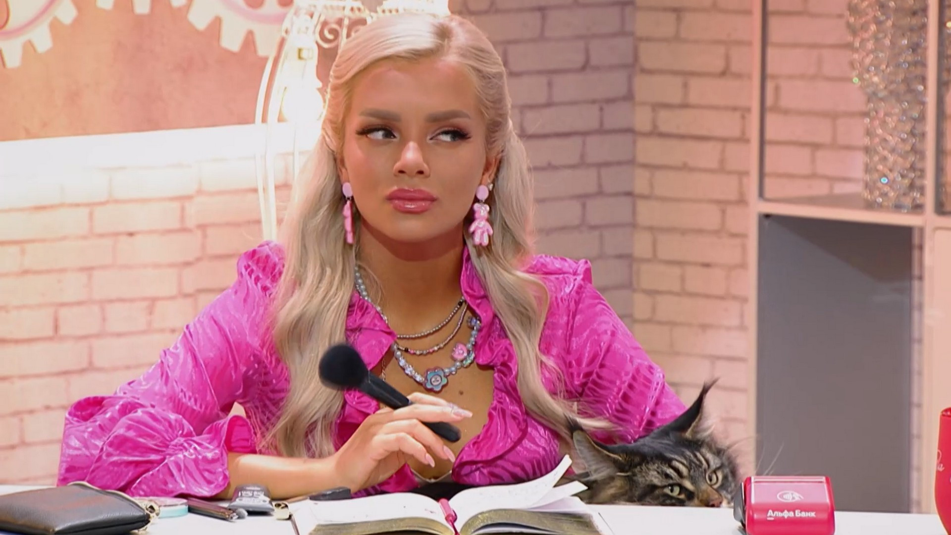 Салон, 1 сезон, 9 выпуск