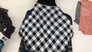 ж193. Джемпера женские крем