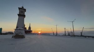 Прогулки по Дудинке. Зрителям северное сияние в подарок.