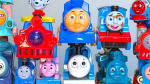 Вставляем батарейки в различные игрушки для детей. Видео для детей. #дети #видеодлядетей