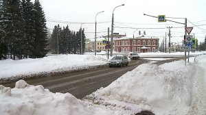 (Рыбинск-40) ОСТАНОВКАМ РЯДОМ С СОБОРНОЙ ПЛОЩАДЬЮ БЫТЬ