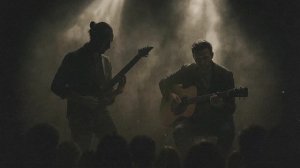 Евгений Чехов - "Помнит лишь ветер"