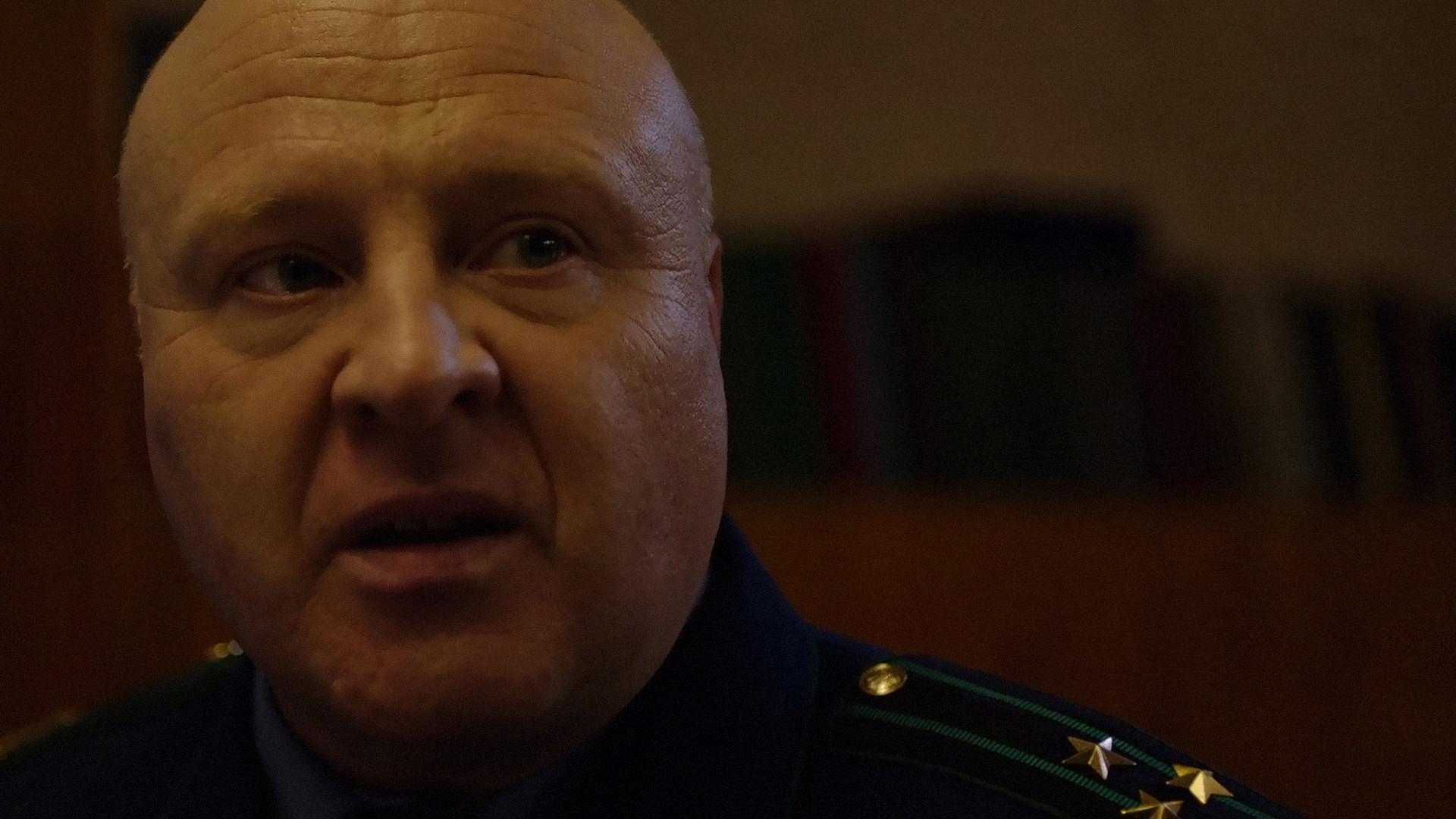 Тень за спиной, 1 сезон, 3 серия