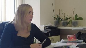 В Братске во всех районах продолжаются работы по удалению снега и сосулек с кровель и козырьков