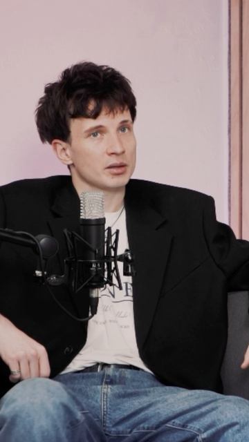 Сколько стоит открыть студию подкастов?