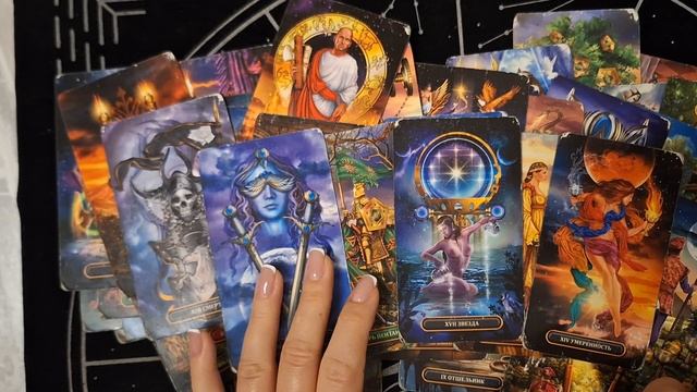 ТАРО РАСКЛАД\ КТО СЕЙЧАС ОЧЕНЬ АКТИВНО ВАС ОБСУЖДАЕТ?! смотреть онлайн