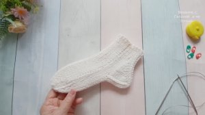 Носки двухсторонние на двух спицах.