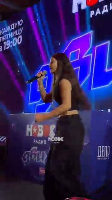 Красавица Валерия BearWolf на движе нового радио