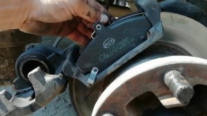 Тормозные колодки на суппорт, замена. Ремонт газели.