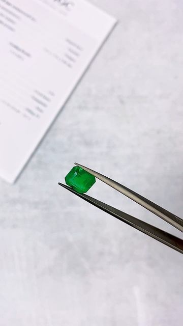 Изумруд 2,04 сt арт: К10763 смотреть онлайн