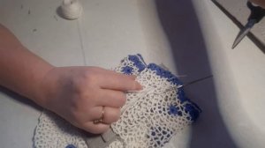 Закончила второй рукав, втачиваю на место. Ирландское кружево