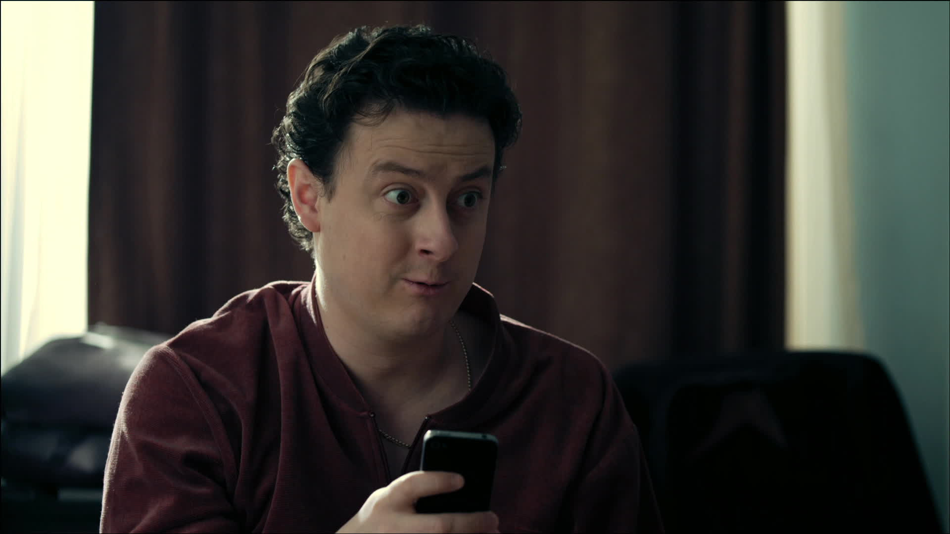 Универ. Новая общага, 1 сезон, 79 серия смотреть онлайн