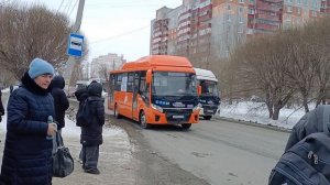 На ресницы, а потом на день рождения!