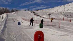 Солнце, горы и мои первые лыжи: день, полный счастья