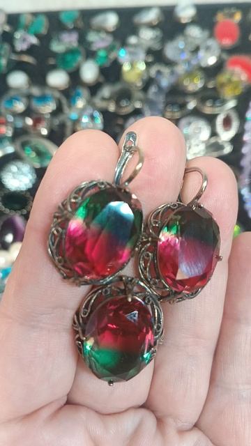 Мистик кварц.89235745055.