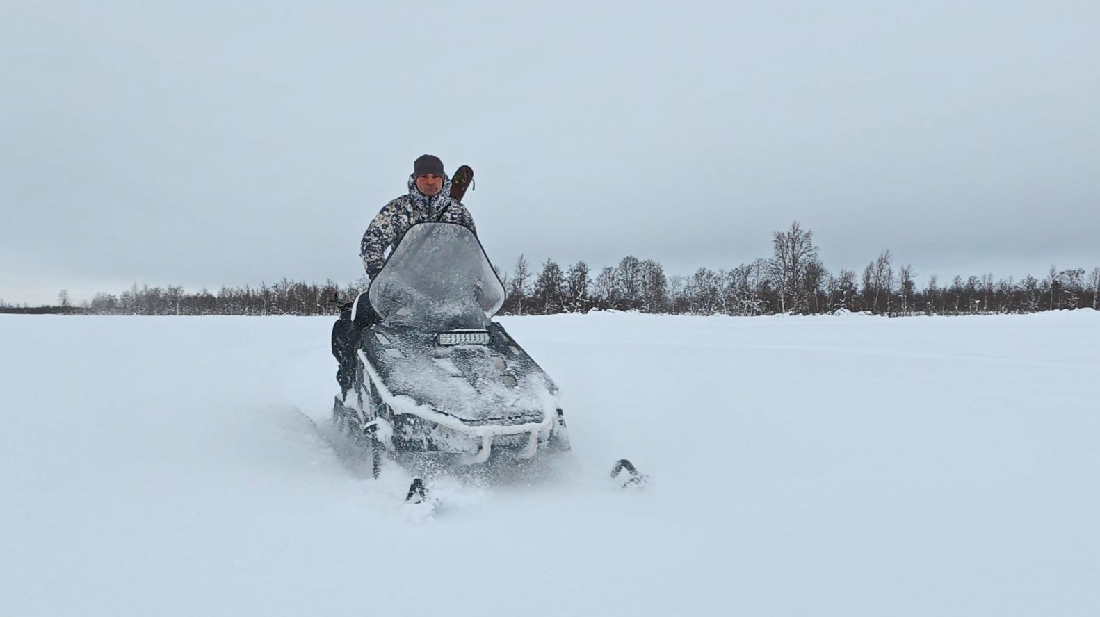 СМ-003. НУ КТО ХОДИТ ЛУЧШЕ В СЛОЖНЫХ УСЛОВИЯХ, ПОКАЖИТЕ!!! СНЕГОХОД, КОТОРЫЙ ДОСТОИН УВАЖЕНИЯ. смотреть онлайн