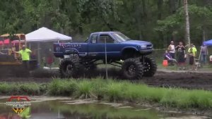 САМОЕ БОЛЬШОЕ И ОПАСНОЕ ГРЯЗЕВОЕ БОЛОТО НА ЗАДНЕМ ДВОРЕ В СТРАНЕ PERKINS MUD BOG 2021