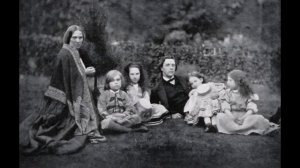 Буктрейлер к книге Алиса в Зазеркалье.