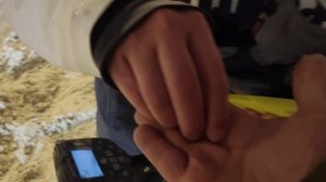 Потерял кольцо в снегу, как можно найти