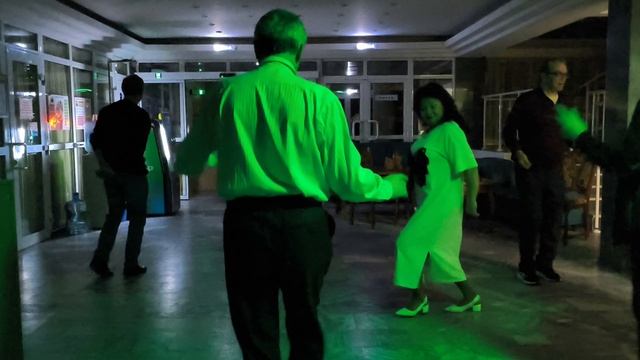 Дарите женщинам цветы💐.... 25.02.26. смотреть онлайн