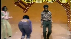 Desirelles Vs James brown Voyage Voyage mashup