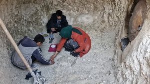 214ч.Усилия Марьям и ее детей: строительство уютной пещеры для зимы в горах!