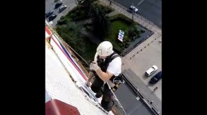 Промальп, Работа на высоте, Монтаж баннера.