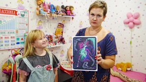 ГРИФЕРША УКРАЛА 119 000 РУБЛЕЙ У МАМЫ В РЕАЛЬНОЙ ЖИЗНИ И КУПИЛА АЙПАД ДЛЯ МАЙНКРАФТ!