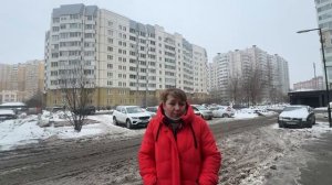 О спасении выпавшего с 10-го этажа ребенка – Вероника, которая первой заметила его.