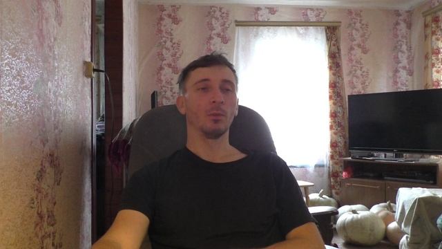 Почему светодиодная люстра работает но потом отключается?