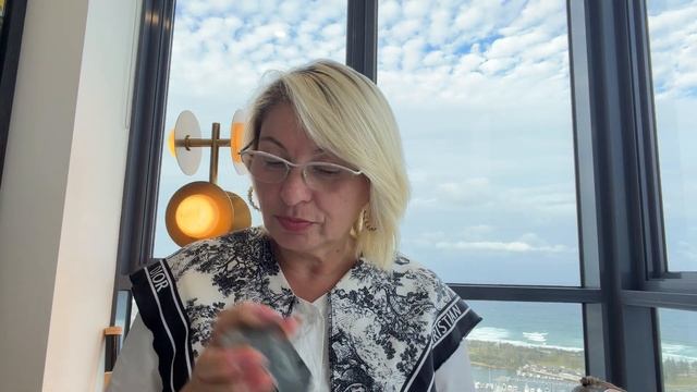 ВЕСЫ - ТАРО ПРОГНОЗ НА МАРТ 2026 ГОДА ОТ ANGELA PEARL смотреть онлайн