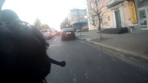 Учим друга плохому) Пробки на мотоцикле.