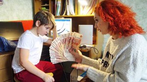 ГРИФЕР СЛУЧАЙНО ПРОИГРАЛ 110 000 РУБЛЕЙ СВОЕЙ МАМЫ В РЕАЛЬНОЙ ЖИЗНИ!