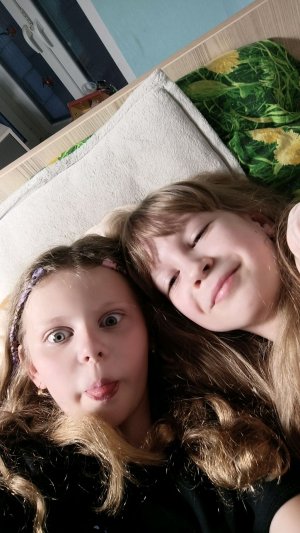 поздравляем с днём рождения Алису