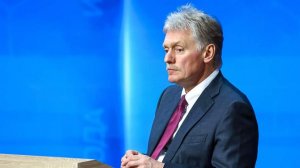 Песков назвал безумными планы Британии и Франции передать Киеву ЯО