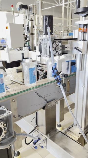 Этикетировочный автомат  NOVA SILVER 6 для самоклеющейся этикетки.