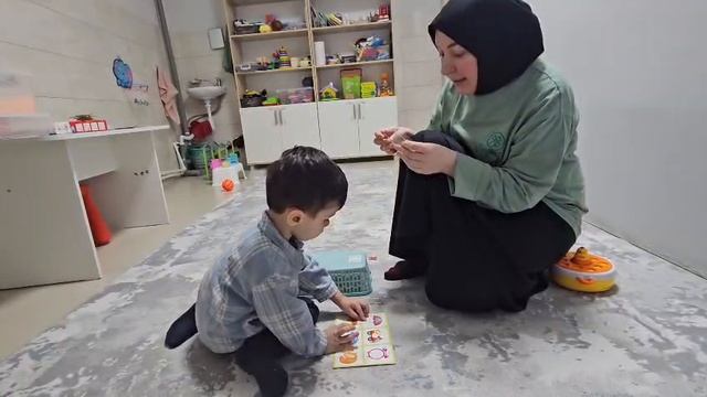 Части целого лотошки, Асад любит дидактические игры соответствующие его возрасту