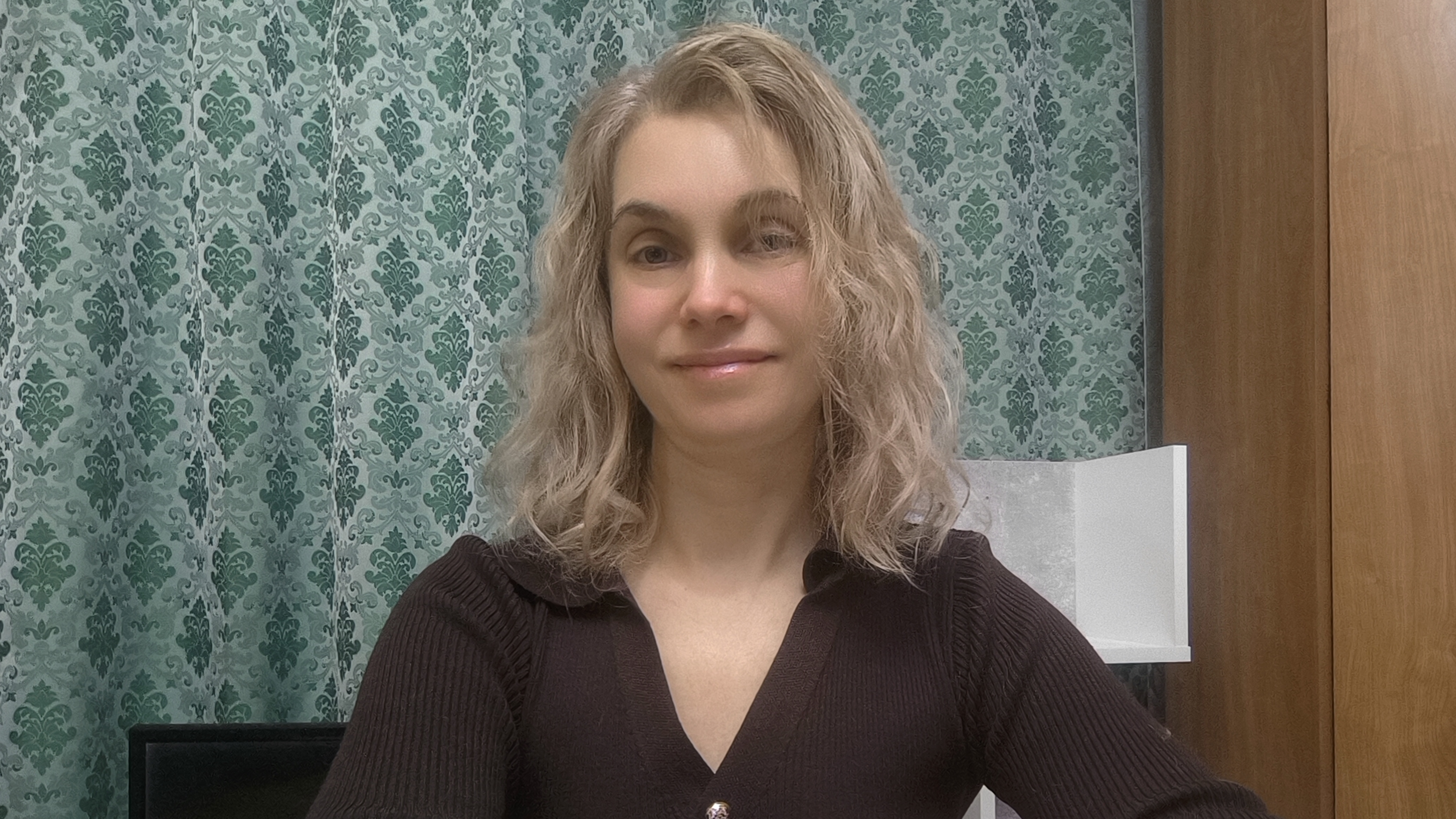 Новый сериал про 90-е . Полный восторг и атмосфера.