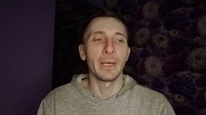 Экран в телефоне Poco темный а телефон сам работает почему?