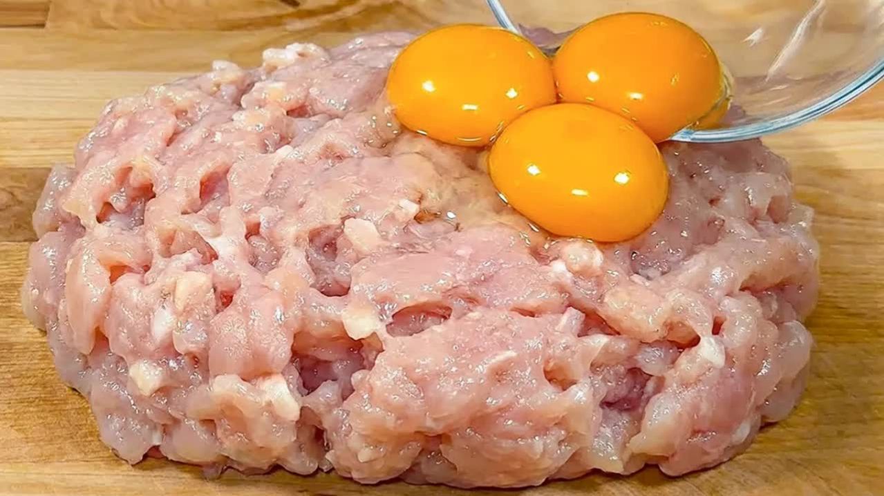 Не готовь грудку, пока не увидишь ЭТО! Нежная куриная грудка с сыром и овощами — простой рецепт смотреть онлайн