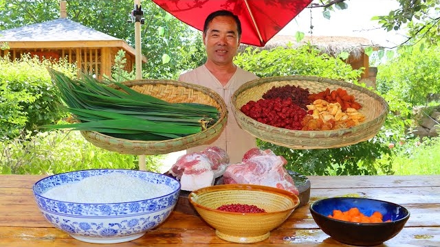 Самый особенный клейкий рис с крупными листьями. Блюда для фестиваля лодок драконов смотреть онлайн