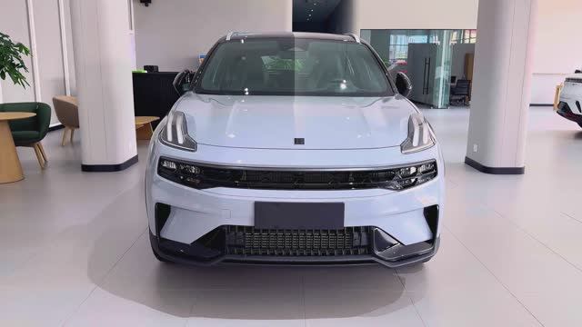 Lynk & Co 06 2026 обзор смотреть онлайн