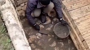 Землянка в лесу