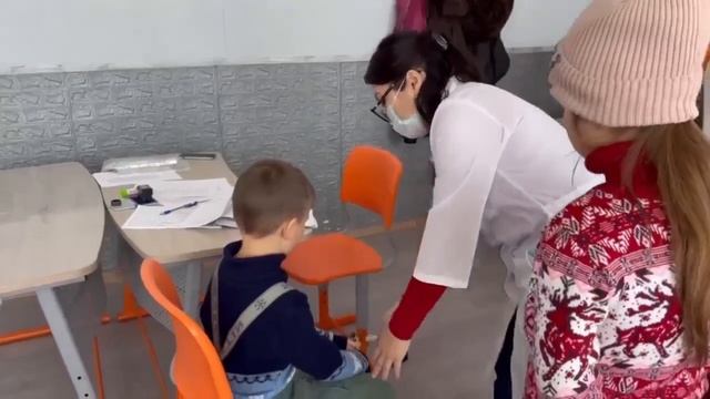 Работа калмыцких врачей в Антраците продолжается смотреть онлайн