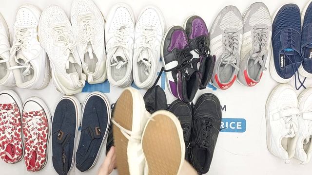 Спортивная обувь 